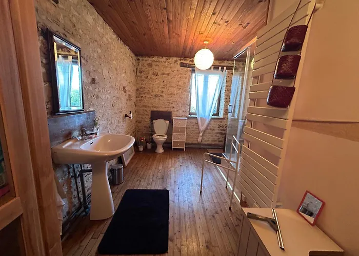 Chalet Maison De Campagne Nanteuil-en-Vallee